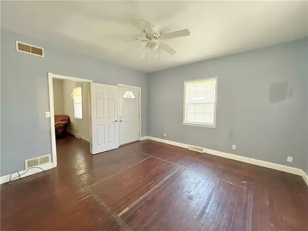 New Castle, PA 16102,1605 S Jefferson St