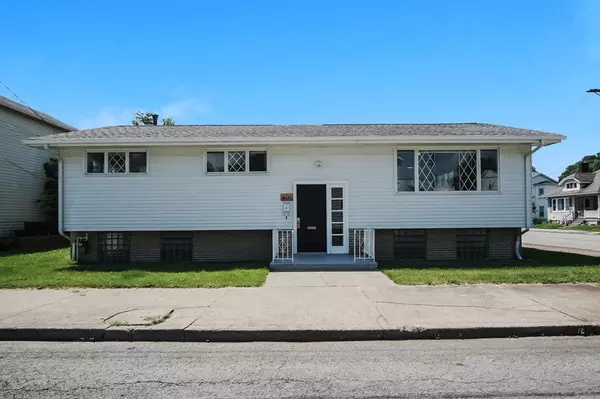 600 Indiana Ave, Monaca, PA 15061