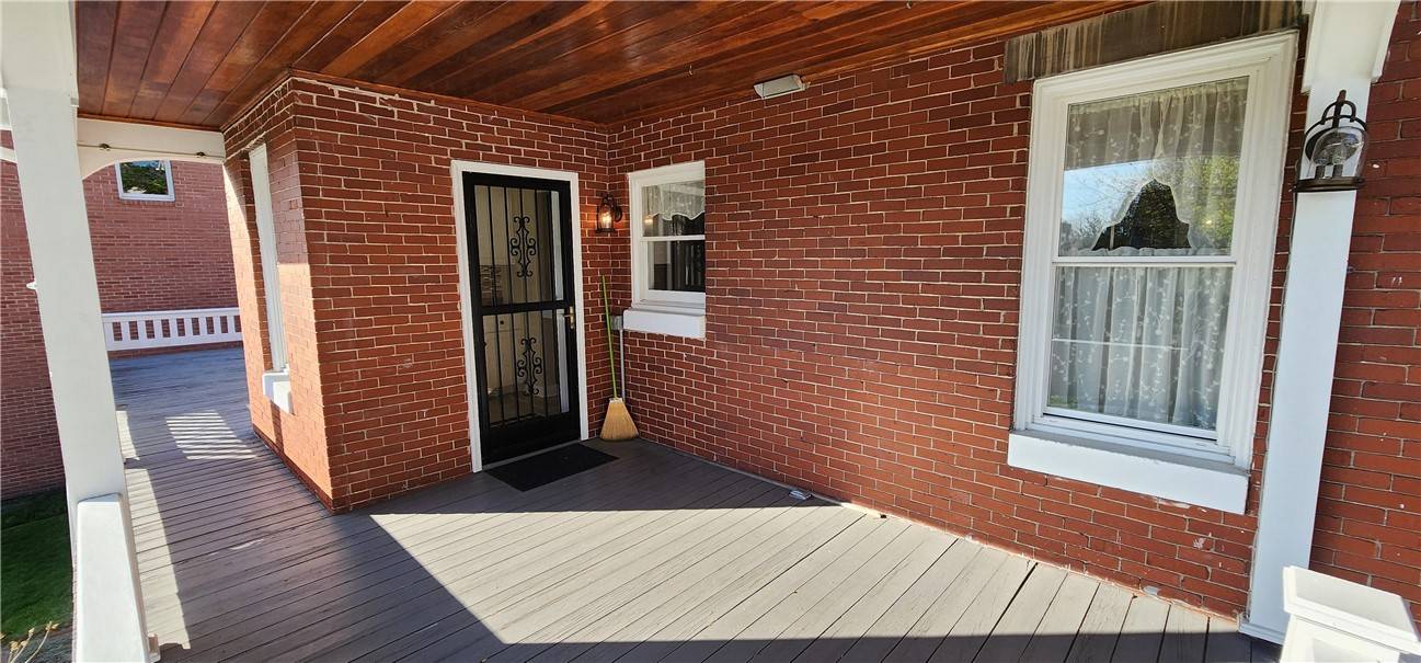 Ligonier Boro, PA 15658,241 E Main St