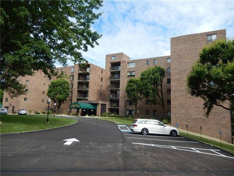 3 Alta Vita Drive #606, Hempfield Twp - Wml, PA 15601
