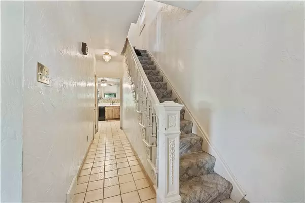 Pitcairn, PA 15140,546 9th Street