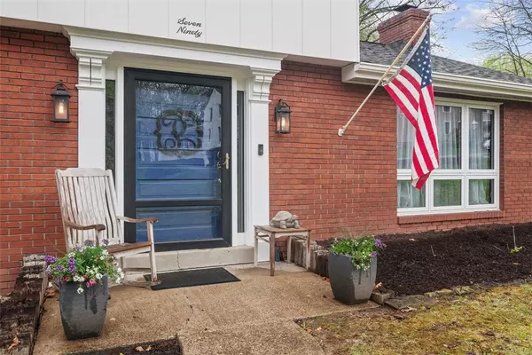 Mccandless, PA 15237,790 Olive St