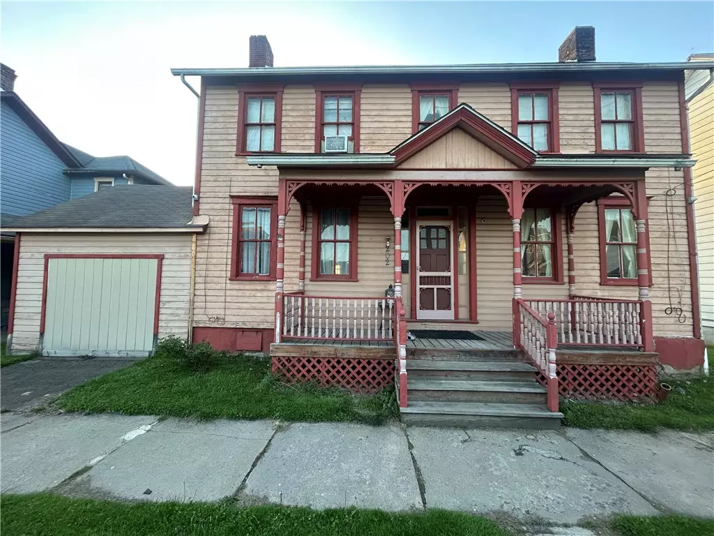 Dawson, PA 15428,202 Laughlin St