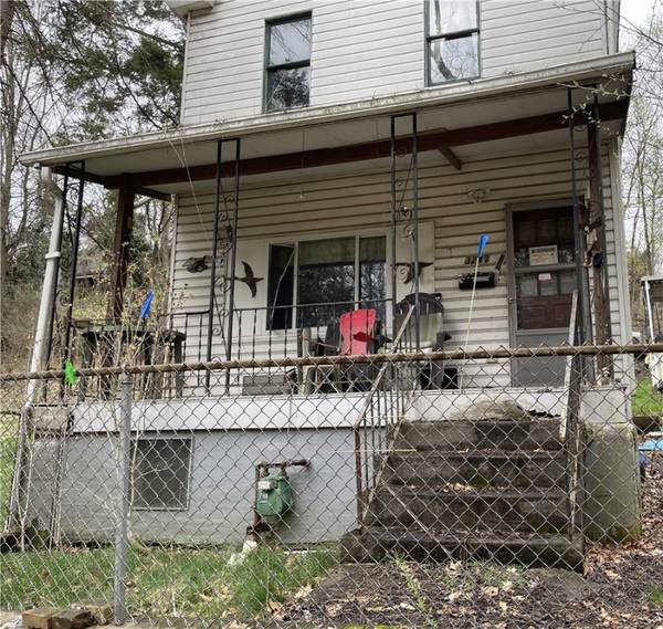 3242 Slope St, Sheraden, PA 15204