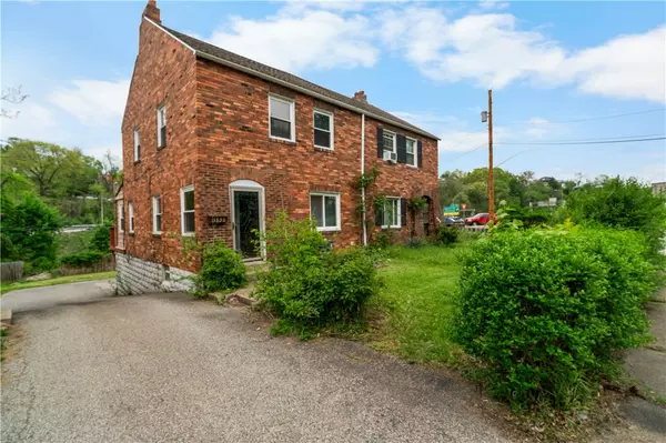3856 Beechwood Blvd, Greenfield, PA 15217