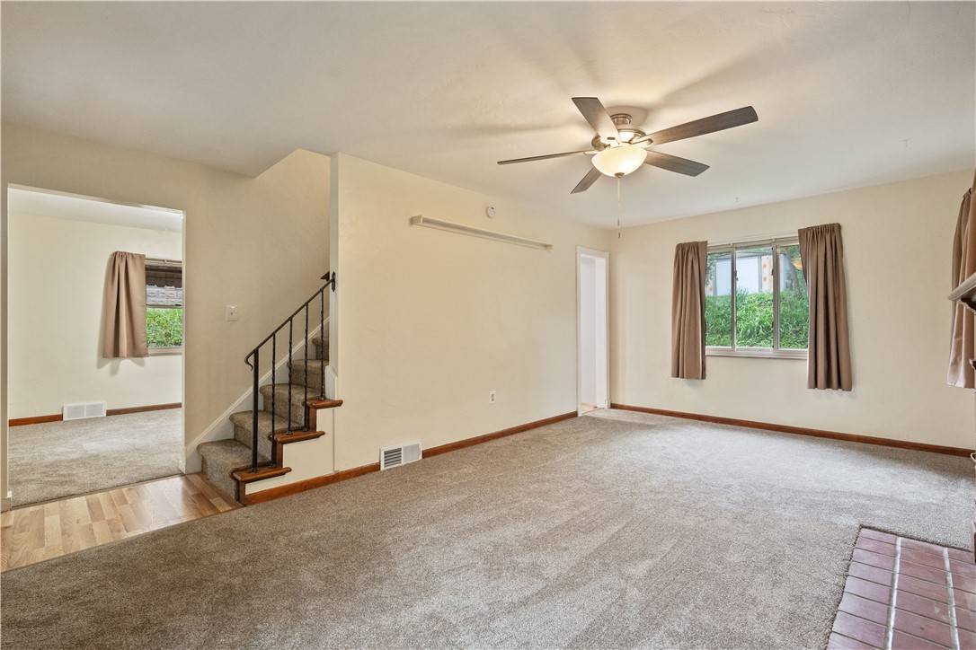 West View, PA 15229,12 Westfield Ave
