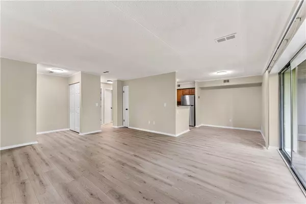 Wilkinsburg, PA 15221,521 West St #5
