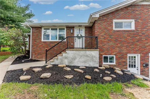 South Union Twp, PA 15401,33 Sunset Strip