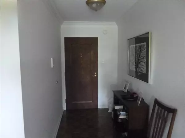 Churchill Boro, PA 15221,2525 Greensburg Pike #202