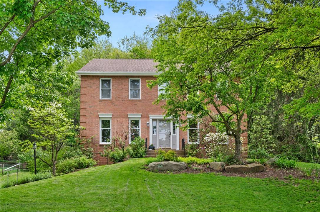 43 Fox Pointe Dr, O'hara, PA 15238