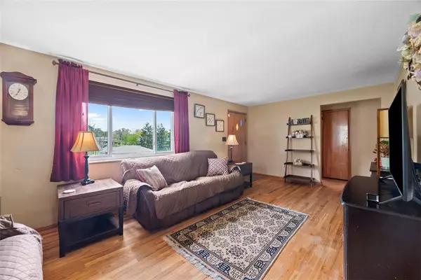 Mccandless, PA 15237,9543 Magellan Dr