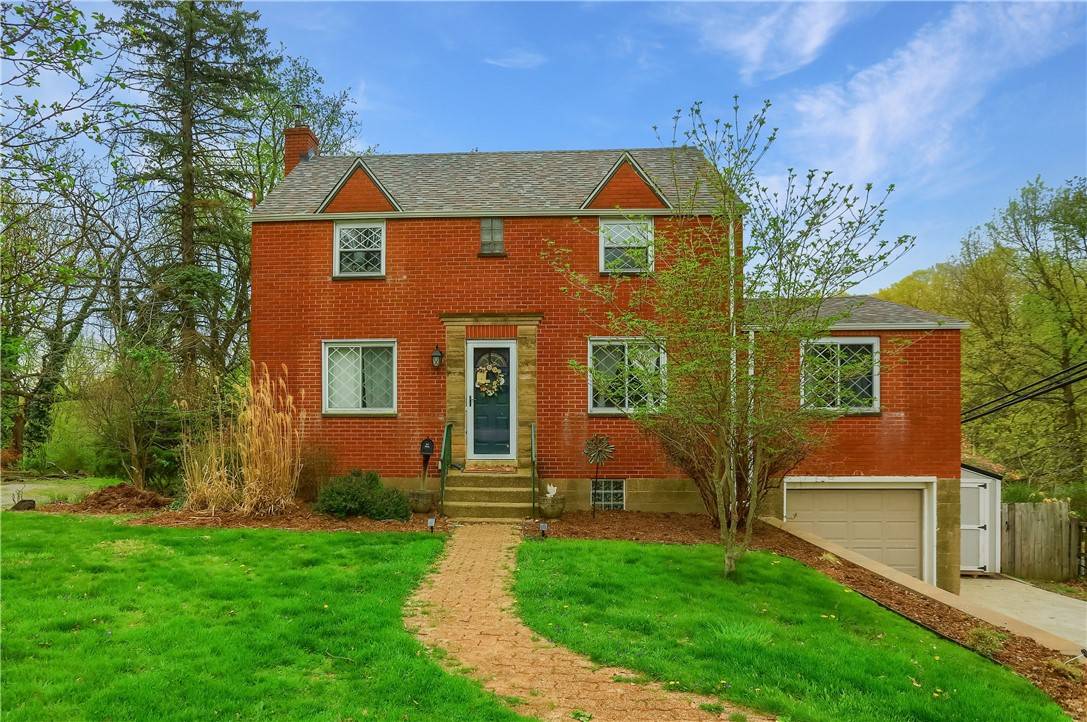 719 Hawthorne Dr, Penn Hills, PA 15235