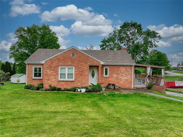 1814 Roosevelt Rd, Ohio Twp, PA 15143