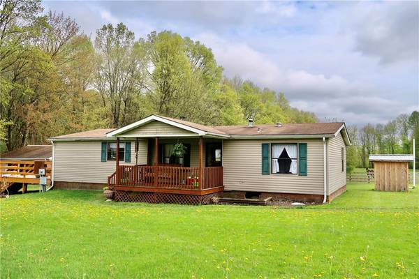 78 Balut Rd, Fredonia, PA 16124