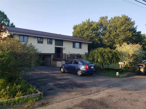 105 Lawrence Ave, Twp Of But Nw, PA 16001