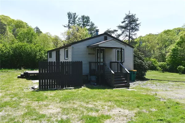 2608 Big Sewickley Creek Rd, Franklin Park, PA 15143