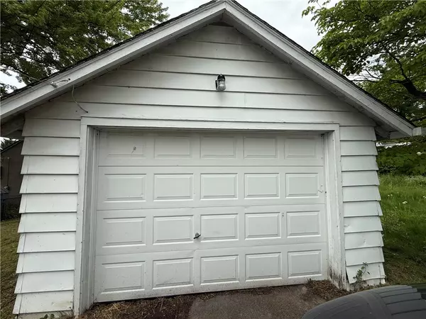 New Castle, PA 16105,1303 Highland Avenue