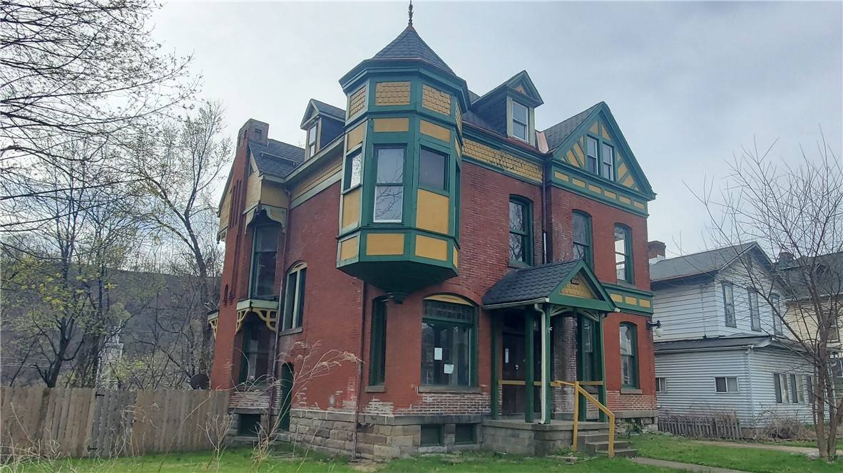 1500 3rd Ave, New Brighton, PA 15066
