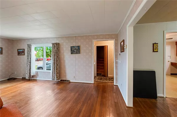 West Middlesex Boro, PA 16159,3601 Sharon Rd