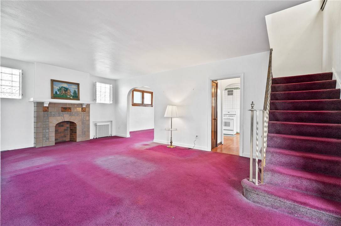 Munhall, PA 15120,116 W Marigold St