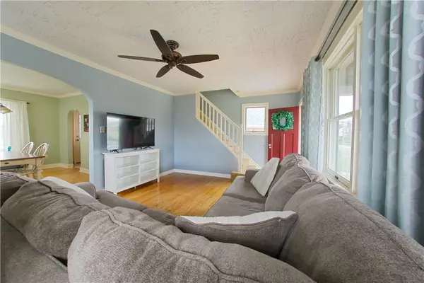 Bridgeville, PA 15017,985 RIDGE RD