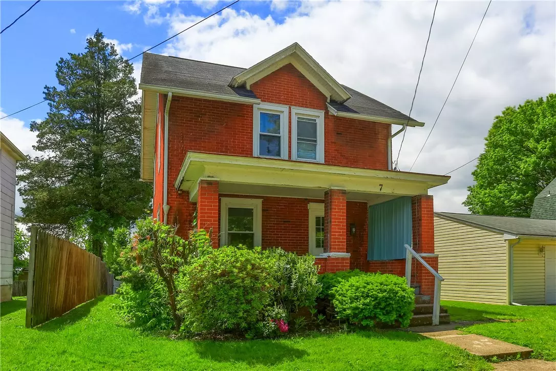 New Castle, PA 16101,7 W Edison Ave