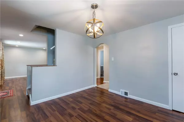 Lincoln Larimer, PA 15206,7161 Wiltsie St