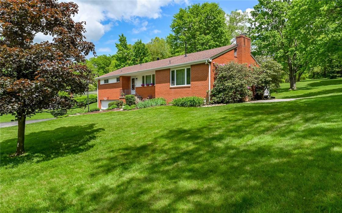2548 Aldon Drive, Franklin Park, PA 15143