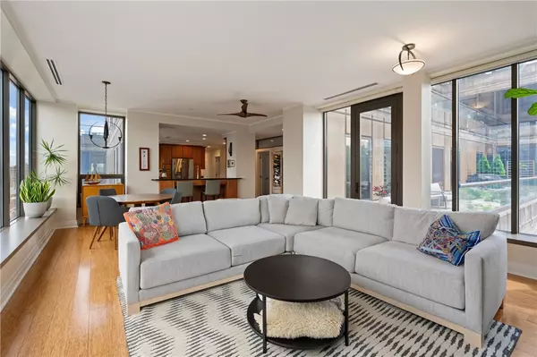 Downtown Pgh, PA 15222,151 Fort Pitt Blvd #1703