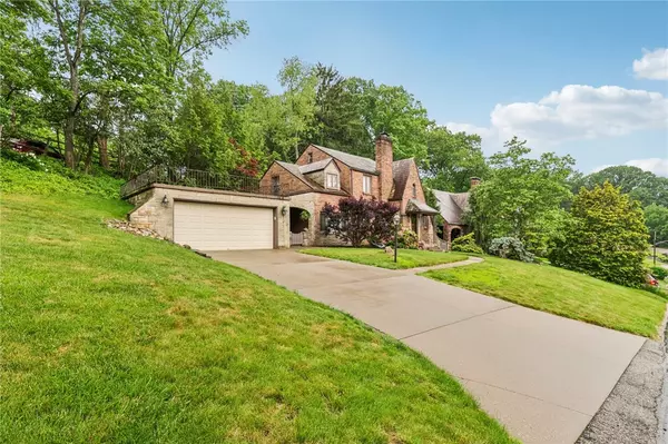 Brentwood, PA 15227,4219 Colonial Park Dr