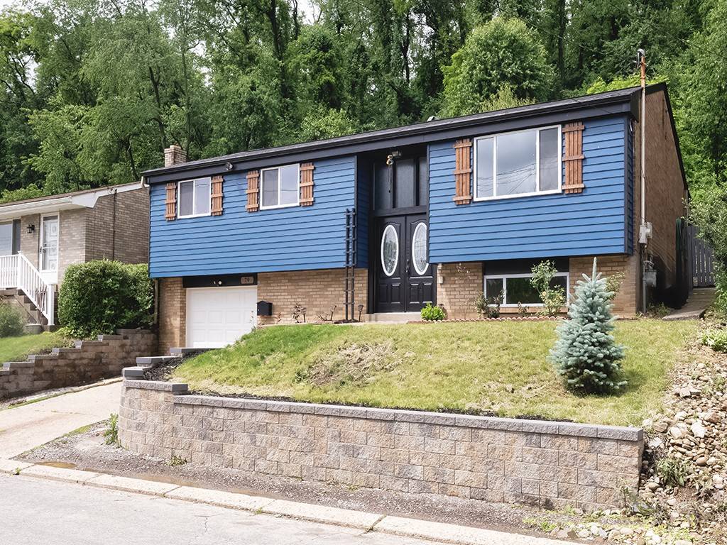 79 Lilmont Dr, Swissvale, PA 15218