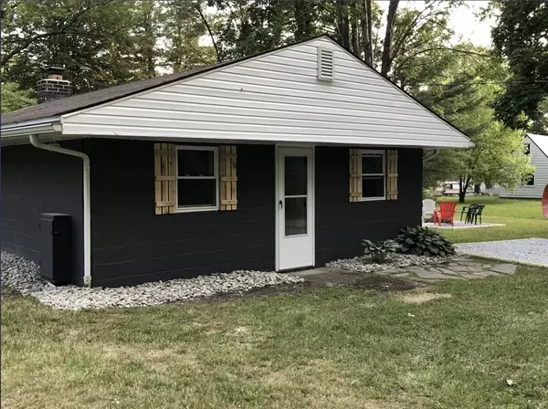 2057 Mccann Dr, Shenango, PA 16424