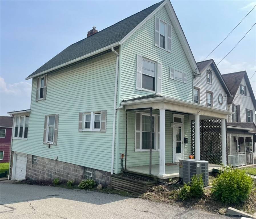 622 E 10th Ave,  Tarentum,  PA 15084