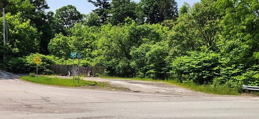 2600 Leechburg Rd, Plum Boro, PA 15239