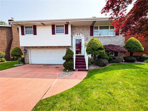 117 Harphen St, Versailles Boro, PA 15132
