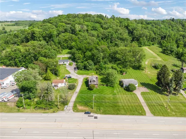 920 Washington, South Strabane, PA 15301