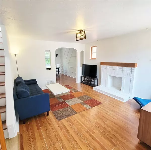 Greenfield, PA 15217,851 Kennebec St