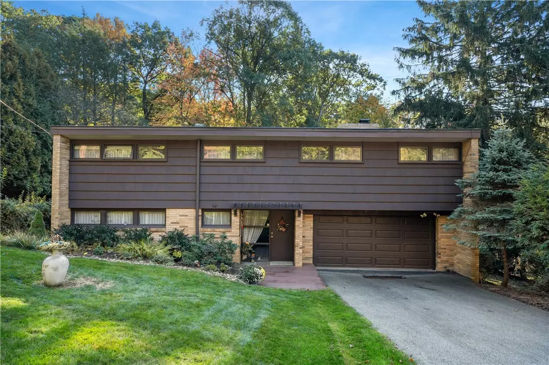 Ross Twp, PA 15237,102 Colwyn Road