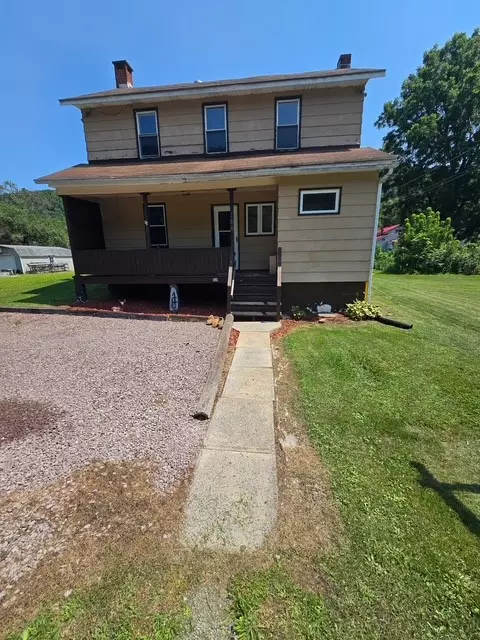 146 Back St, Quemahoning Twp, PA 15936