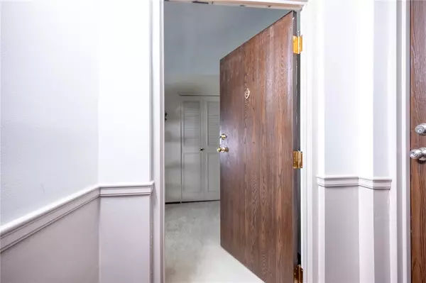Mccandless, PA 15237,551 Sloop Dr #61