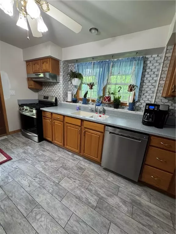 Slippery Rock Twp, PA 16057,287 Hungarian Rd