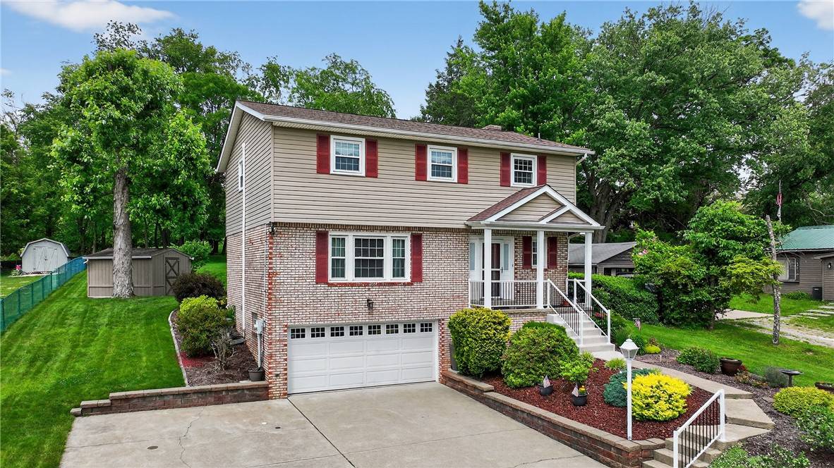 1990 Robbins Station Road, North Huntingdon, PA 15642