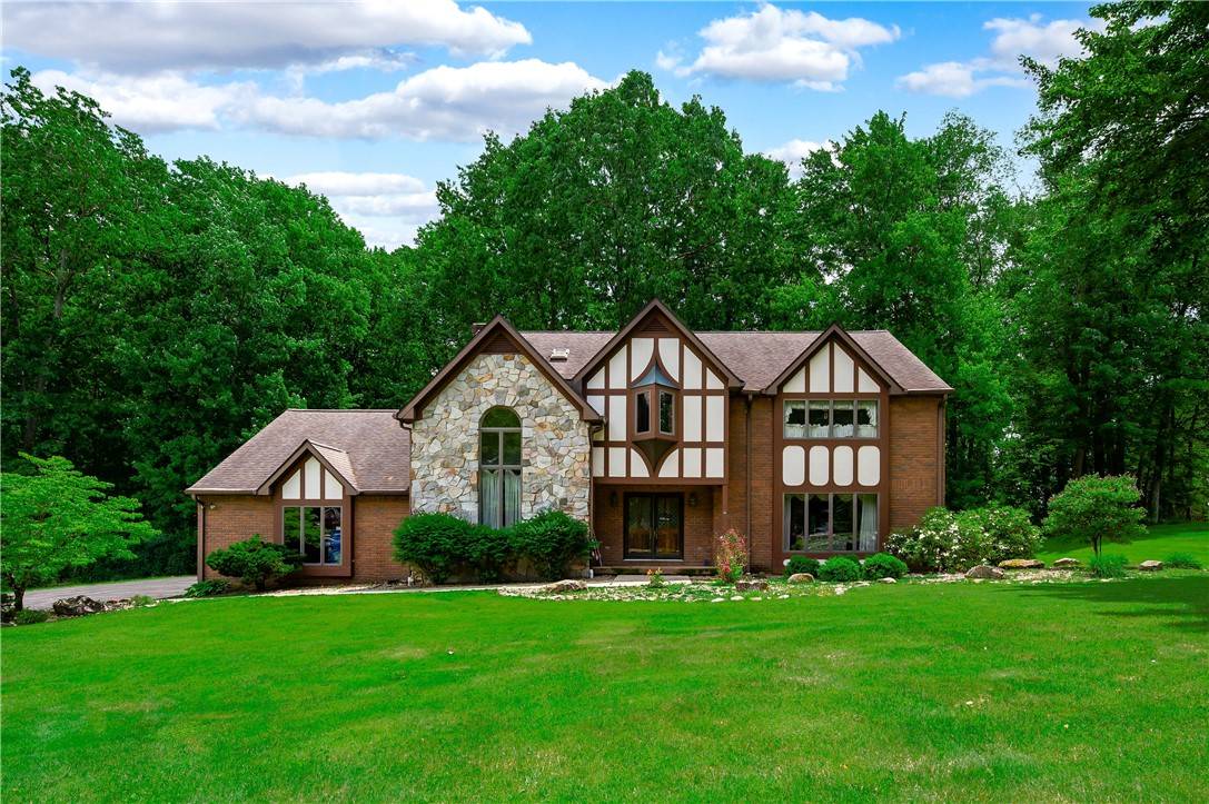 109 Old Hickory Ln, Pine Twp - Mer, PA 16127