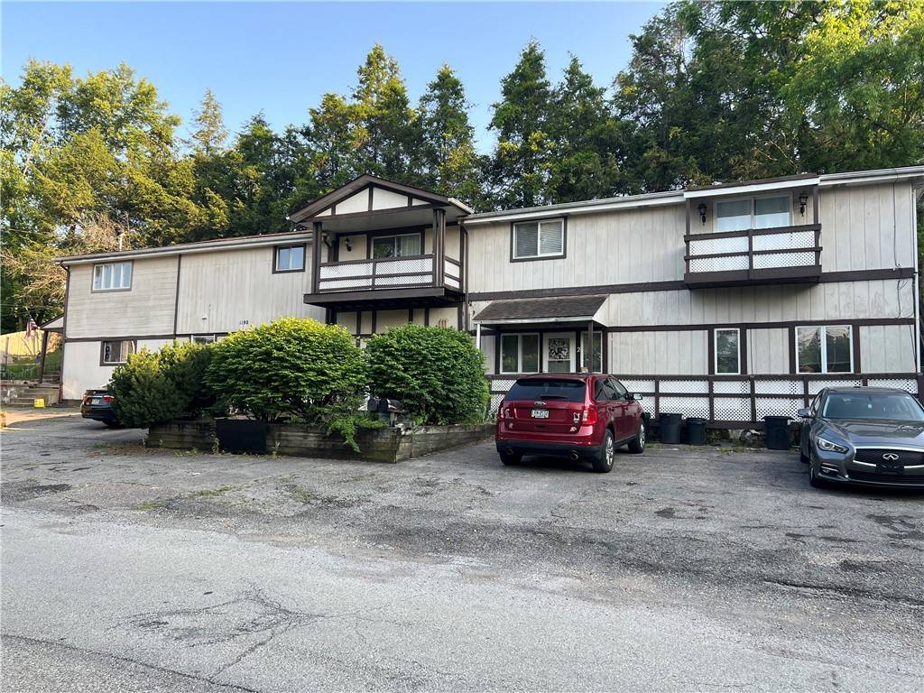 1190 Forest Ave, South Park, PA 15236