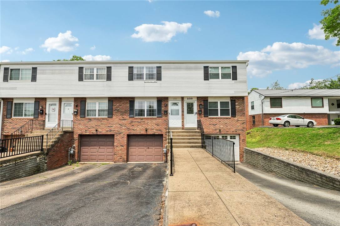222 S Grandview Ave, Crafton, PA 15205