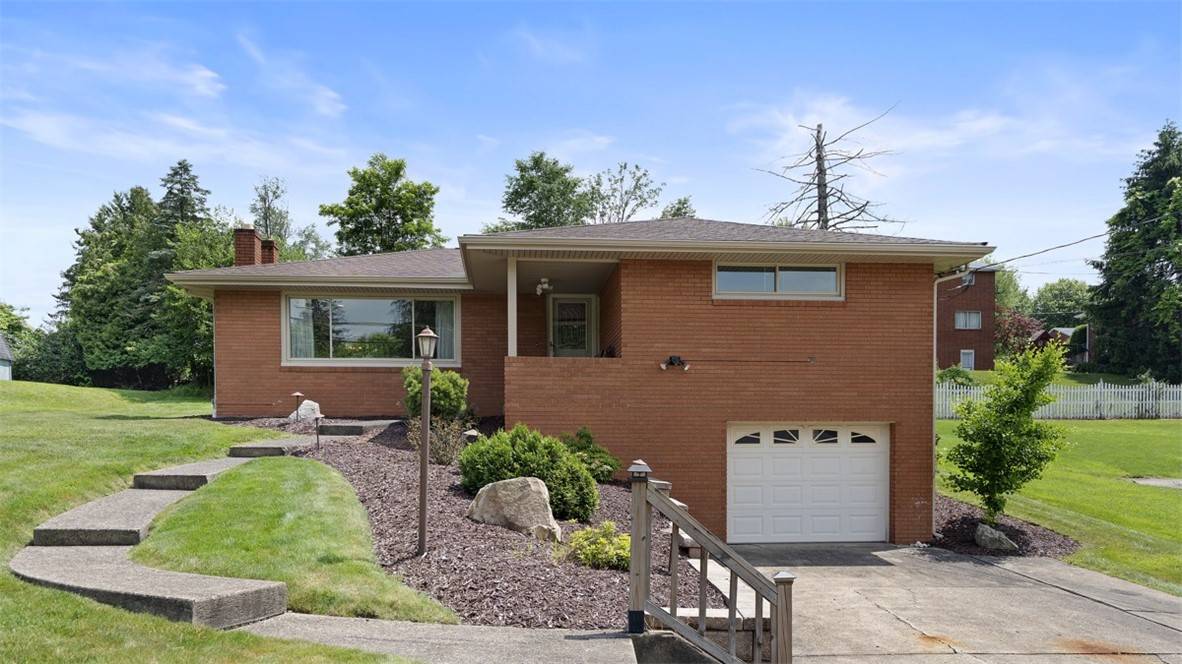 12610 Deborah Dr, North Huntingdon, PA 15642