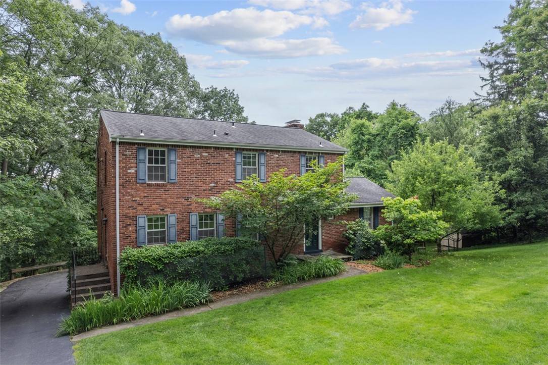 195 Grandview Drive N, Fox Chapel, PA 15215