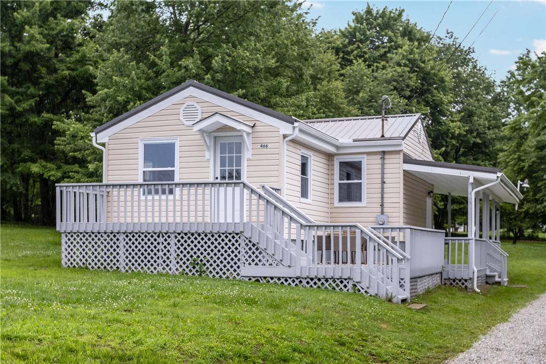 466 Braden School Rd, Chippewa Twp, PA 15010