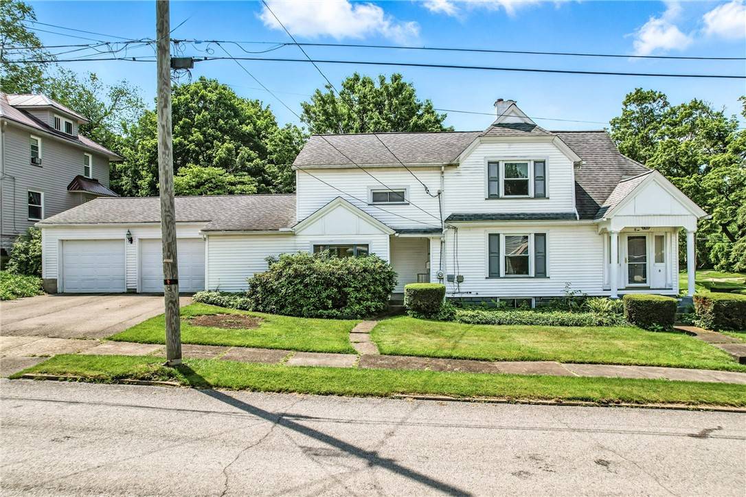 1 East Ridge Avenue, Greenville Boro - Mer, PA 16125