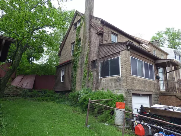 235 Shadyhill Rd, Banksville/westwood, PA 15205